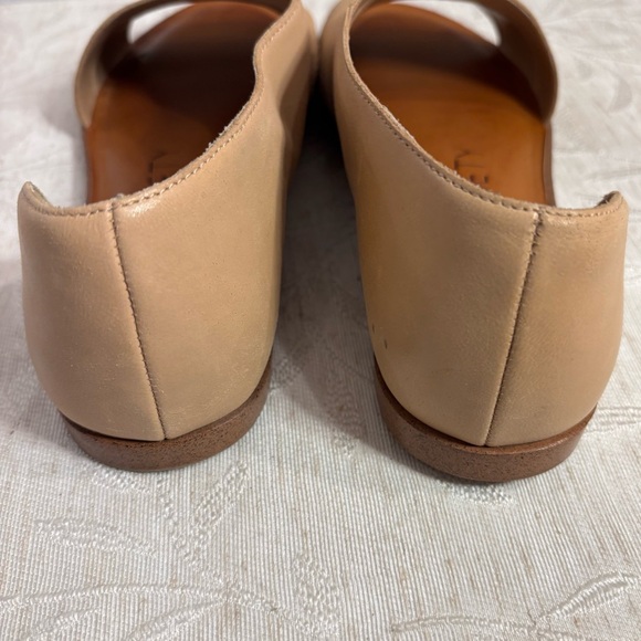 Sole Society Colvan Cut Out Soft Leather Upper Sandals, Tan, Size 9. Pre-owned. - Picture 7 of 11